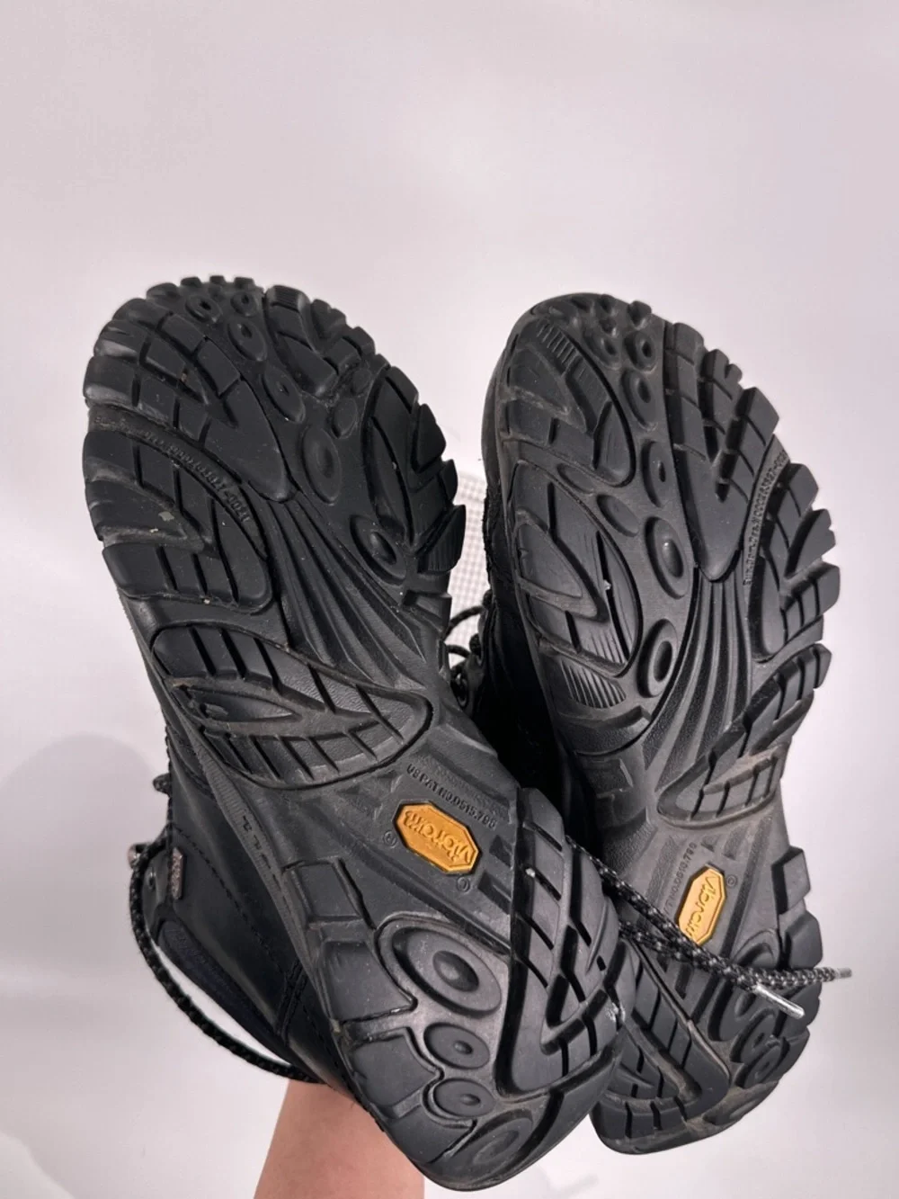 Merrell Black Leather Waterproof Hiking Boots l